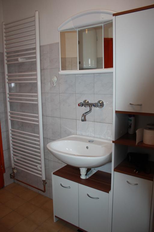 Apartment Marija Poljanak Chambre photo